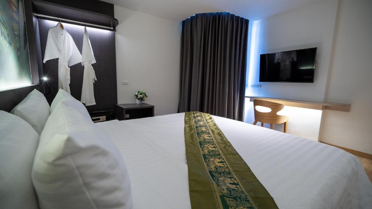 Pannarai Hotel Bangkok-Rangnam Zewnętrze zdjęcie